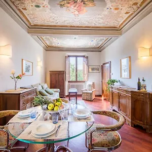 Botticelli-a Flat With A View, On Santo Spirito Firenze